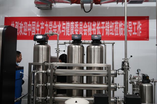 5fdf8db1cb1349541fbf7ac5d939c656d0094a77.jpg 5fdf8db1cb1349541fbf7ac5d939c656d0094a77.jpg