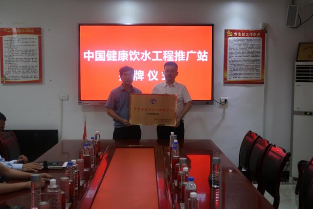 0b7b02087bf40ad1387b3c89c2e776d1a8ecce13.jpg 0b7b02087bf40ad1387b3c89c2e776d1a8ecce13.jpg